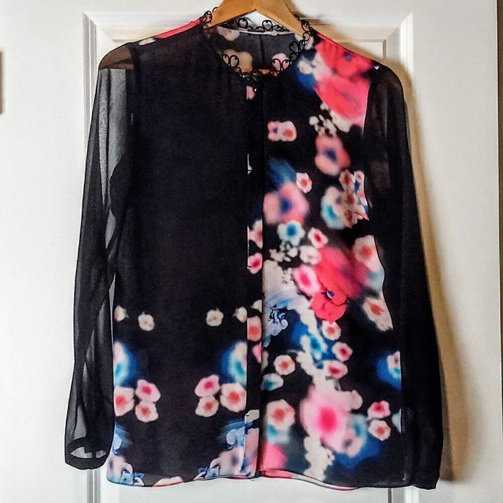 Elie Tahari Black Floral Crochet Trim Silk Blouse